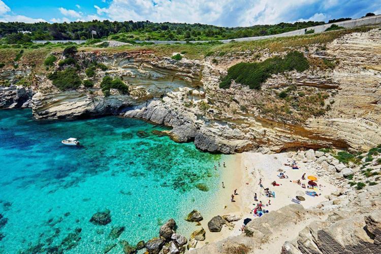 Villetta A Pochi Passi Dal Mare Santa Cesarea Terme Bagian luar foto